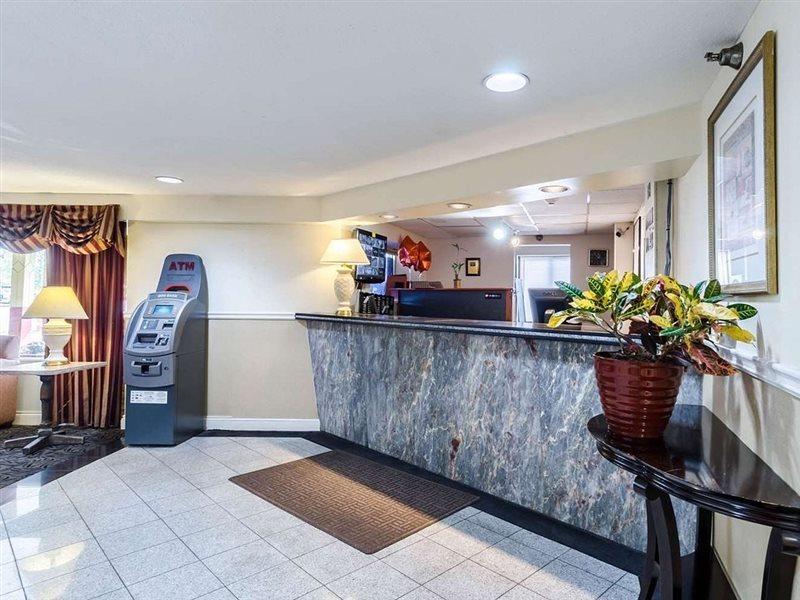 Rodeway Inn Brockton Εξωτερικό φωτογραφία