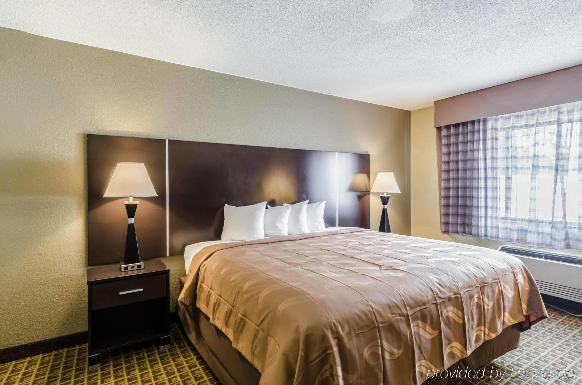 Rodeway Inn Brockton Εξωτερικό φωτογραφία