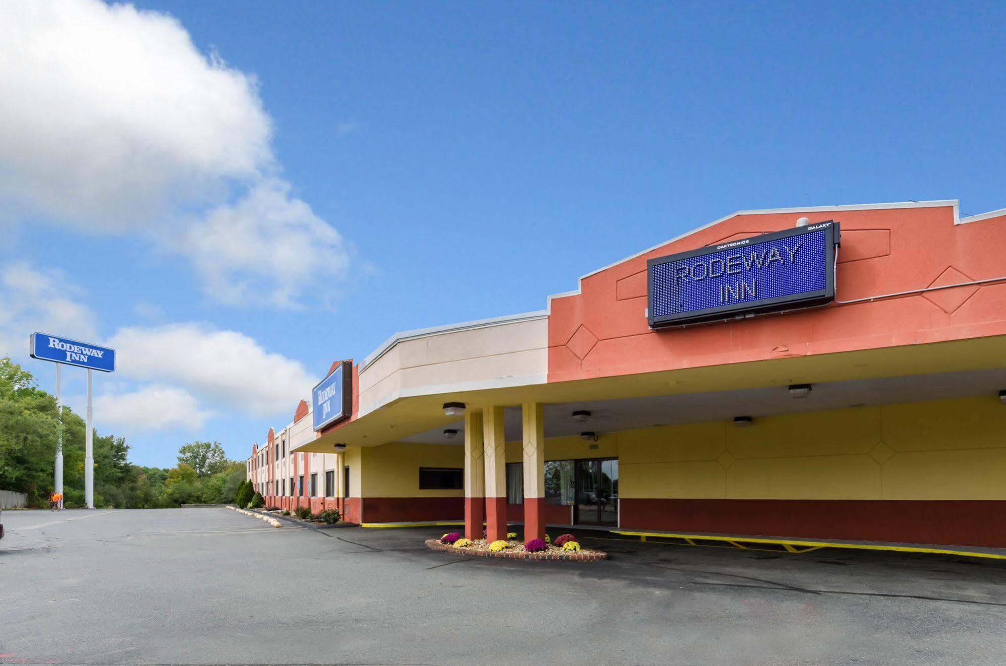 Rodeway Inn Brockton Εξωτερικό φωτογραφία
