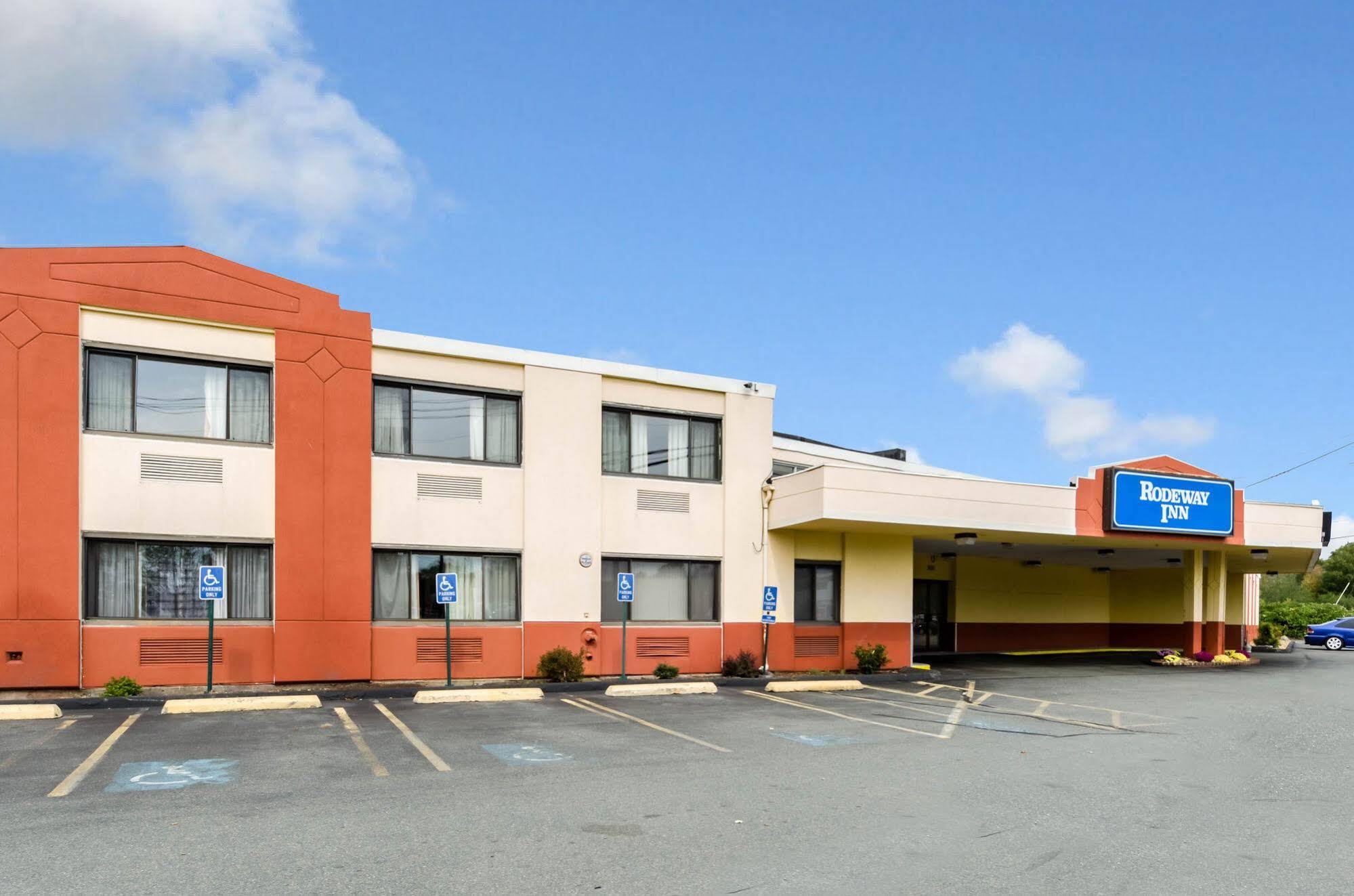 Rodeway Inn Brockton Εξωτερικό φωτογραφία