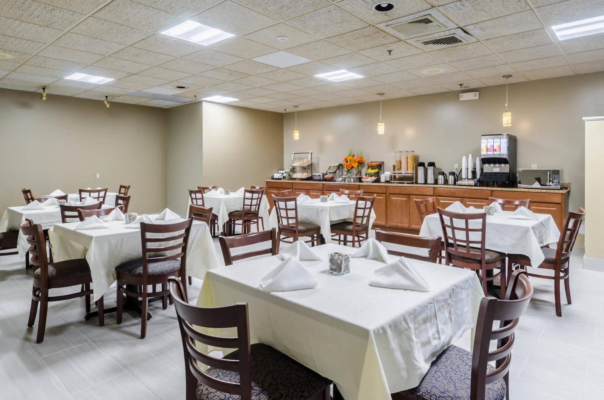 Rodeway Inn Brockton Εξωτερικό φωτογραφία
